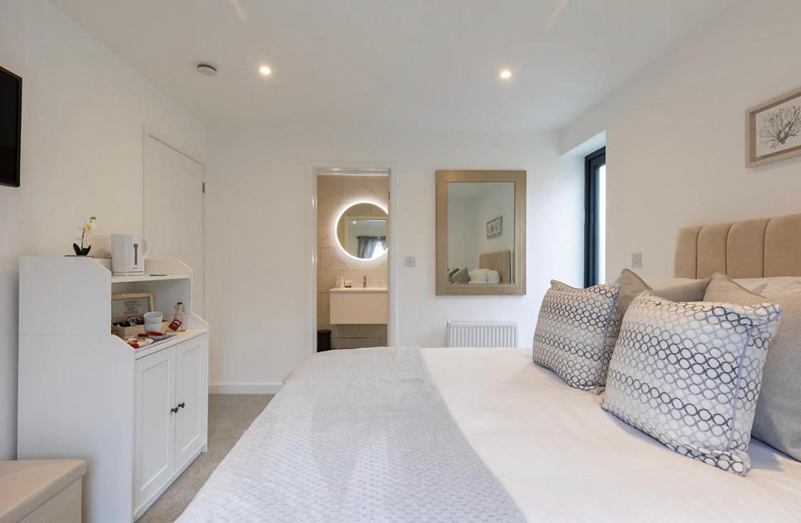Sea Esta Guesthouse Mudeford Dış mekan fotoğraf